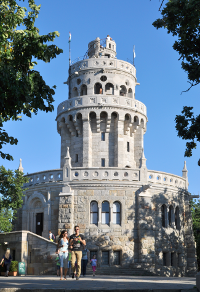 budapest_forest_walk_2.png